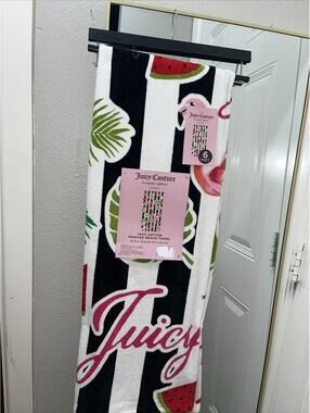 JUICY COUTURE OVERSIZED 36"x72" COTTON BEACH TOWEL Watermelon Leaves print